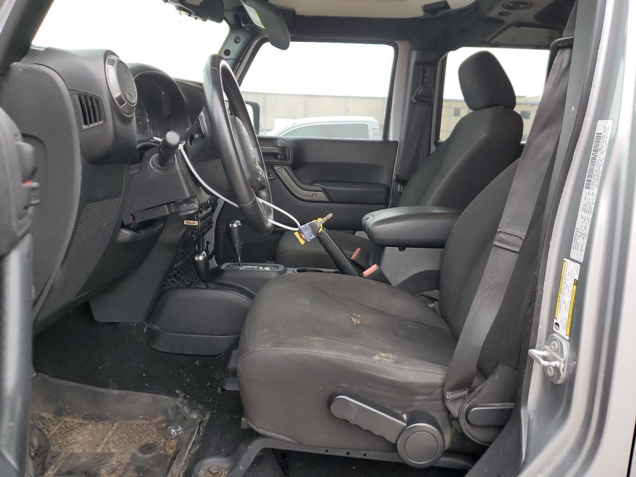 2015 JEEP WRANGLER U - Image 7
