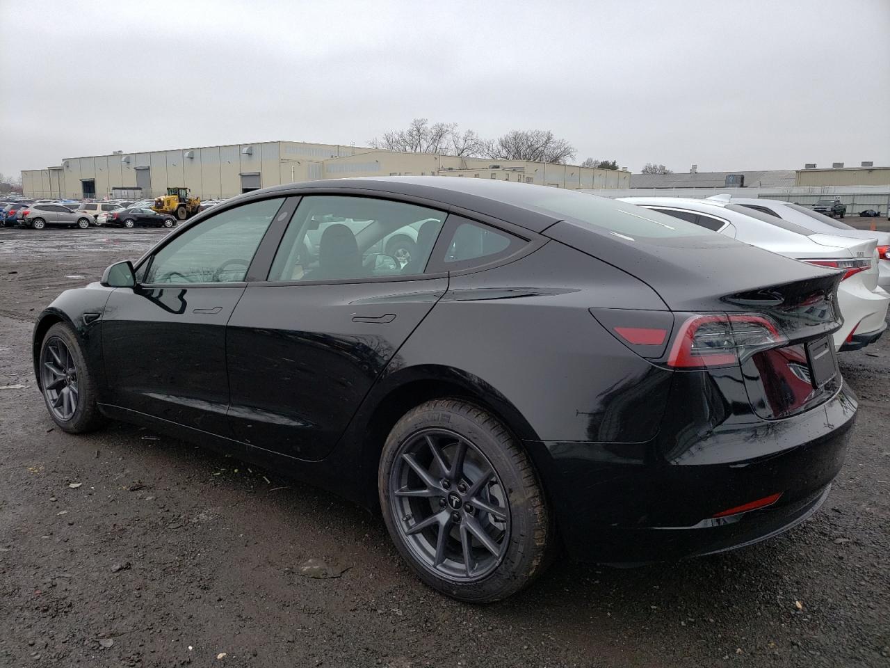 2023 TESLA MODEL 3 - Image 2