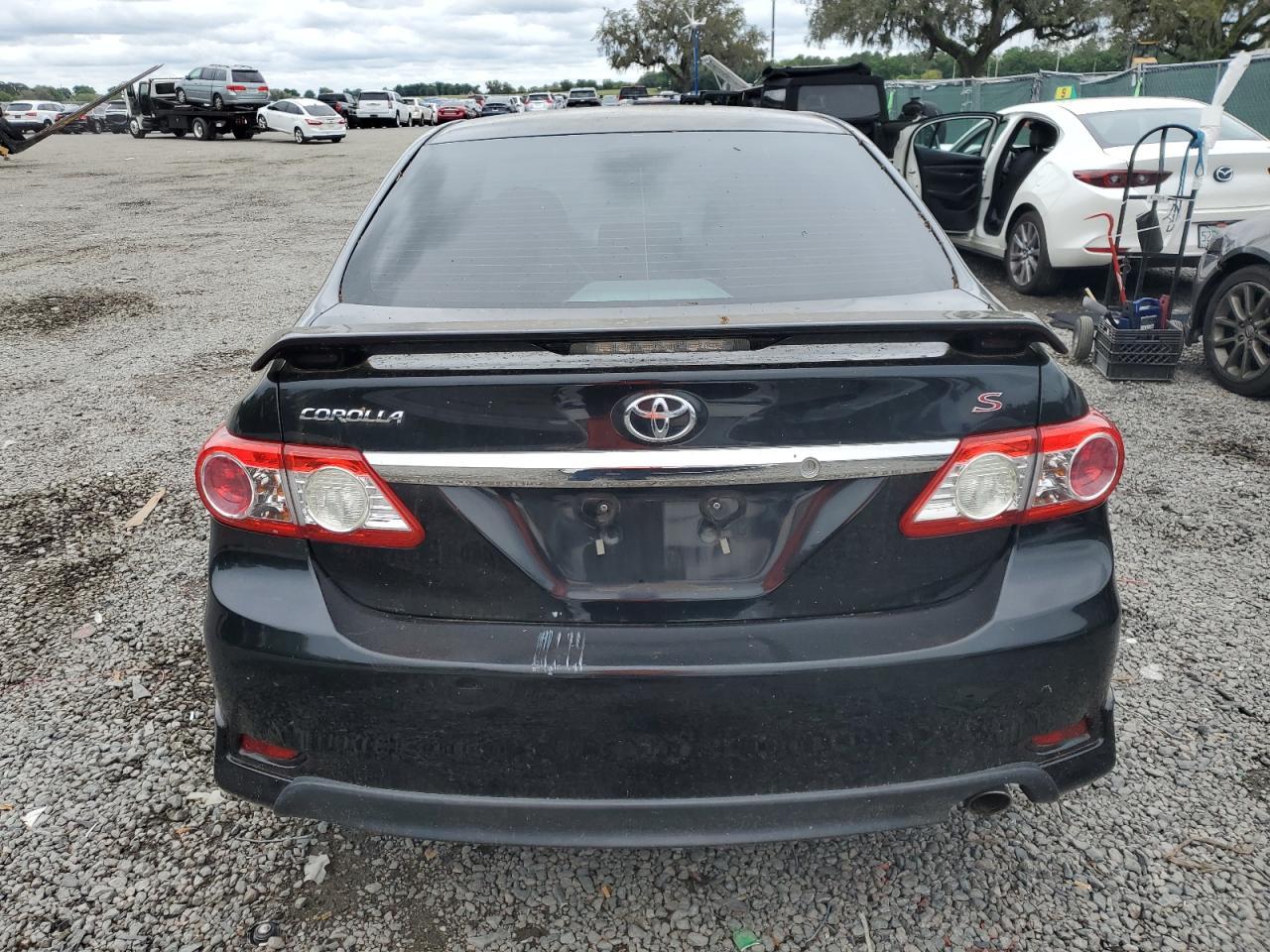 2013 TOYOTA COROLLA BA - Image 6