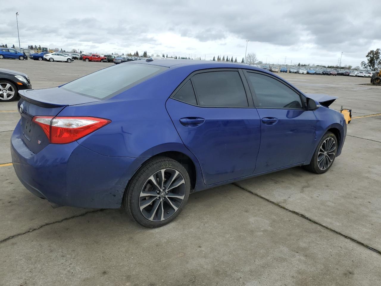 2015 TOYOTA COROLLA L - Image 3