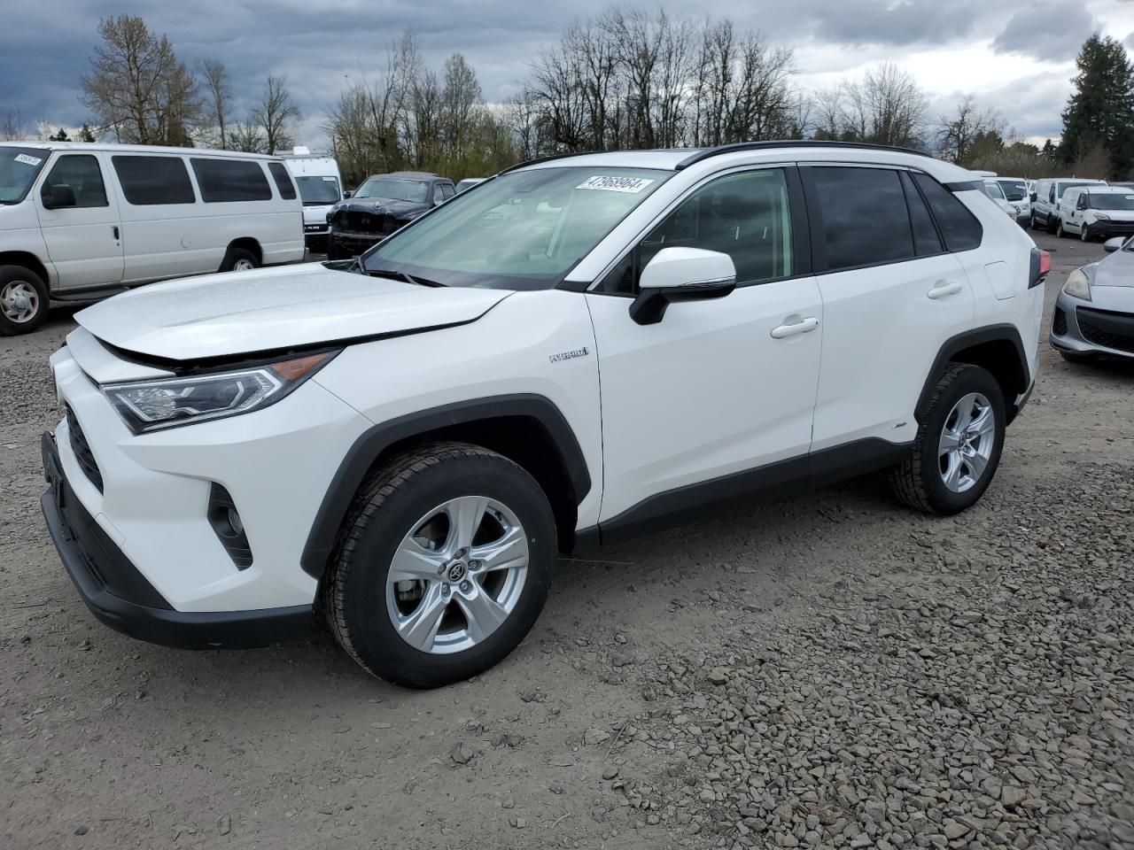 2021 TOYOTA RAV4 XLE car image