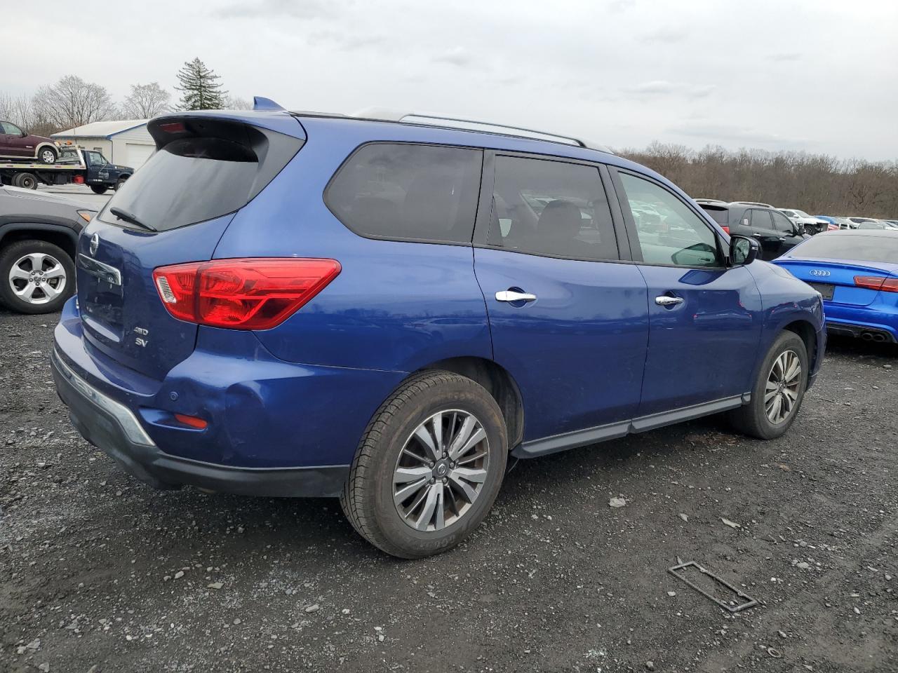 2019 NISSAN PATHFINDER - Image 3