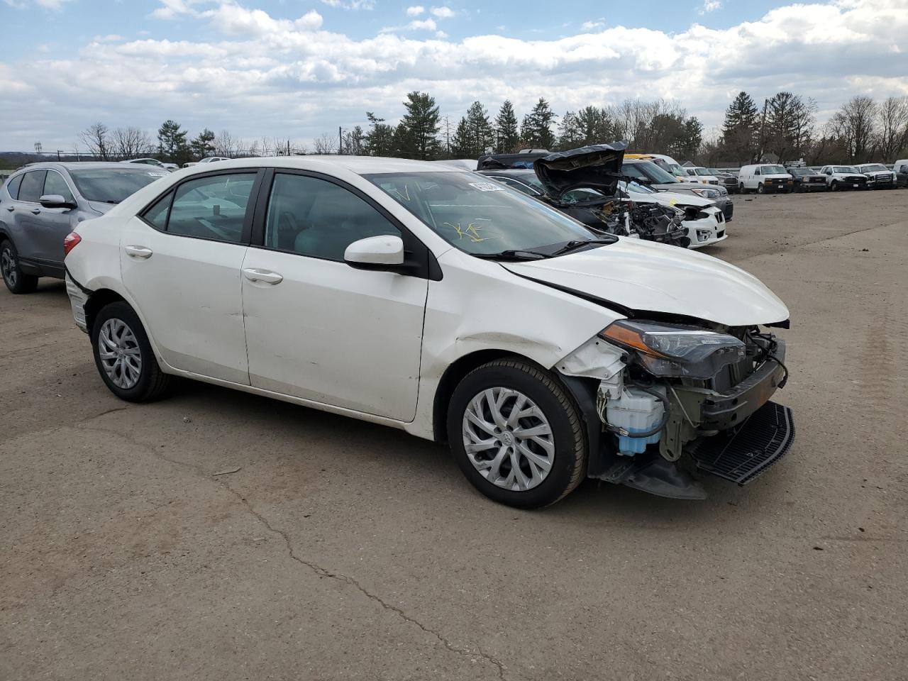 2018 TOYOTA COROLLA L - Image 4