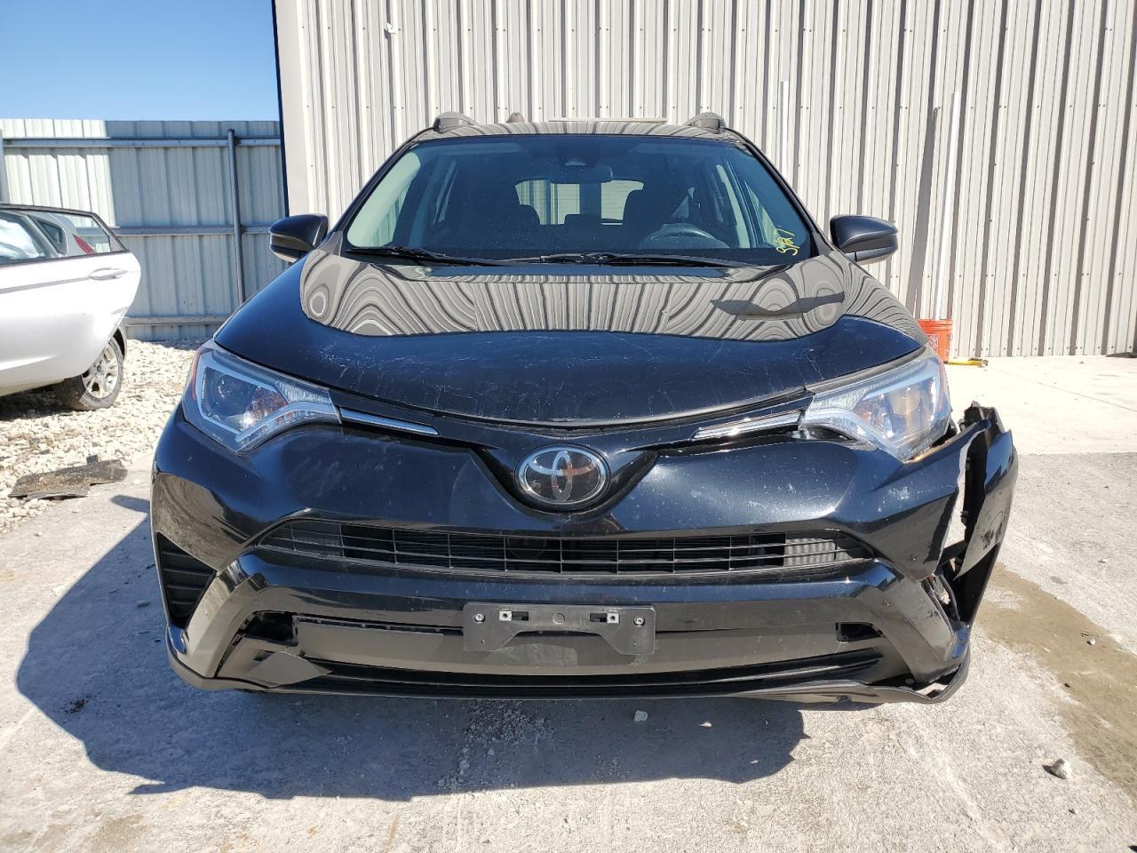 2017 TOYOTA RAV4 LE - Image 5