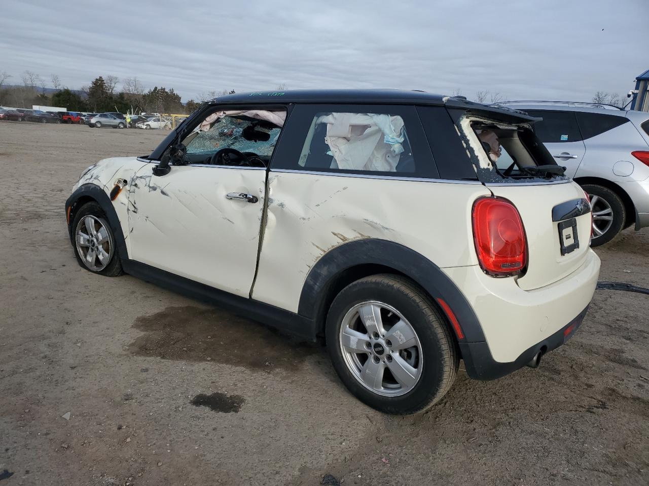 2017 MINI COOPER - Image 2