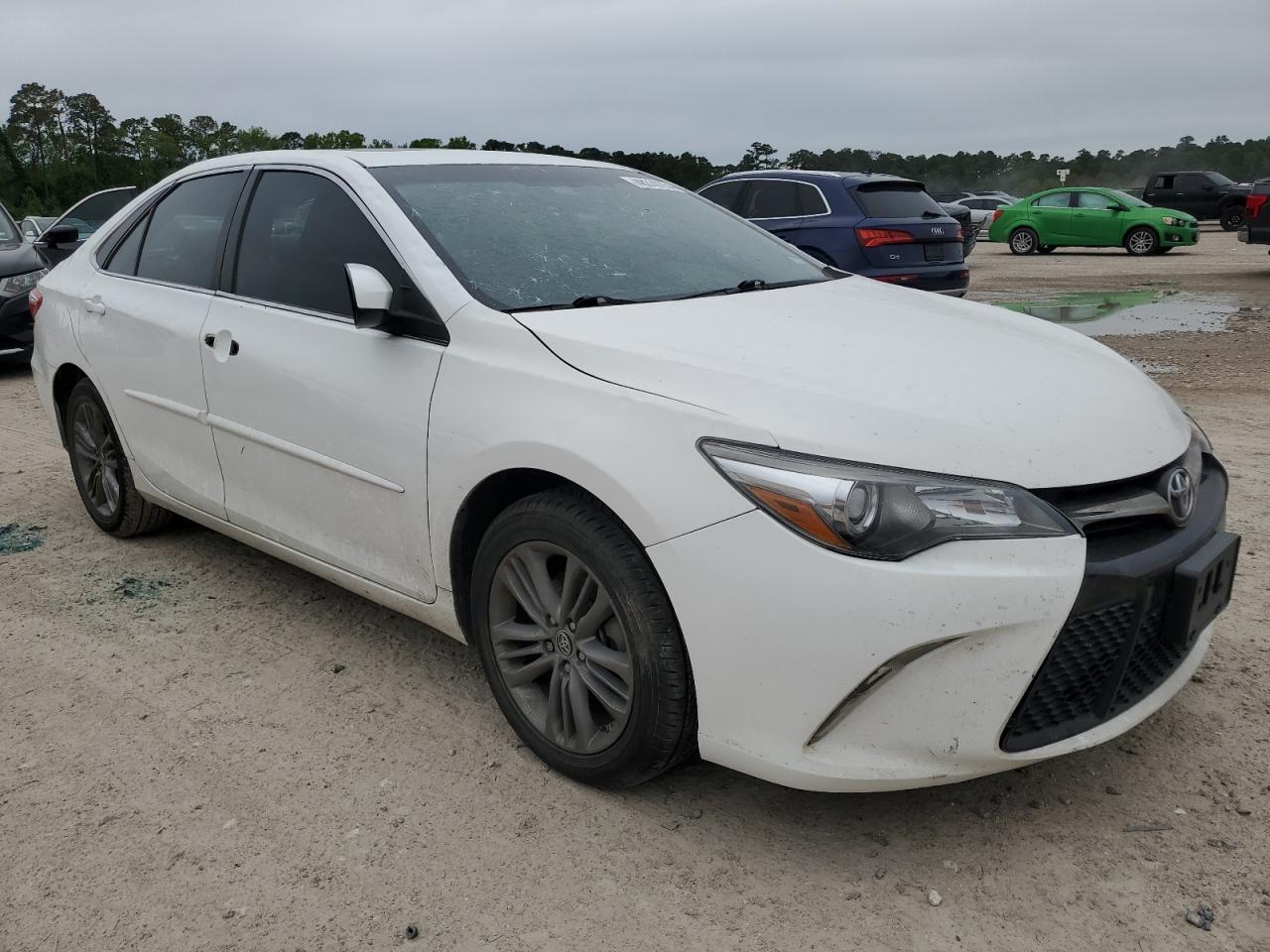 2016 TOYOTA CAMRY LE - Фото 4