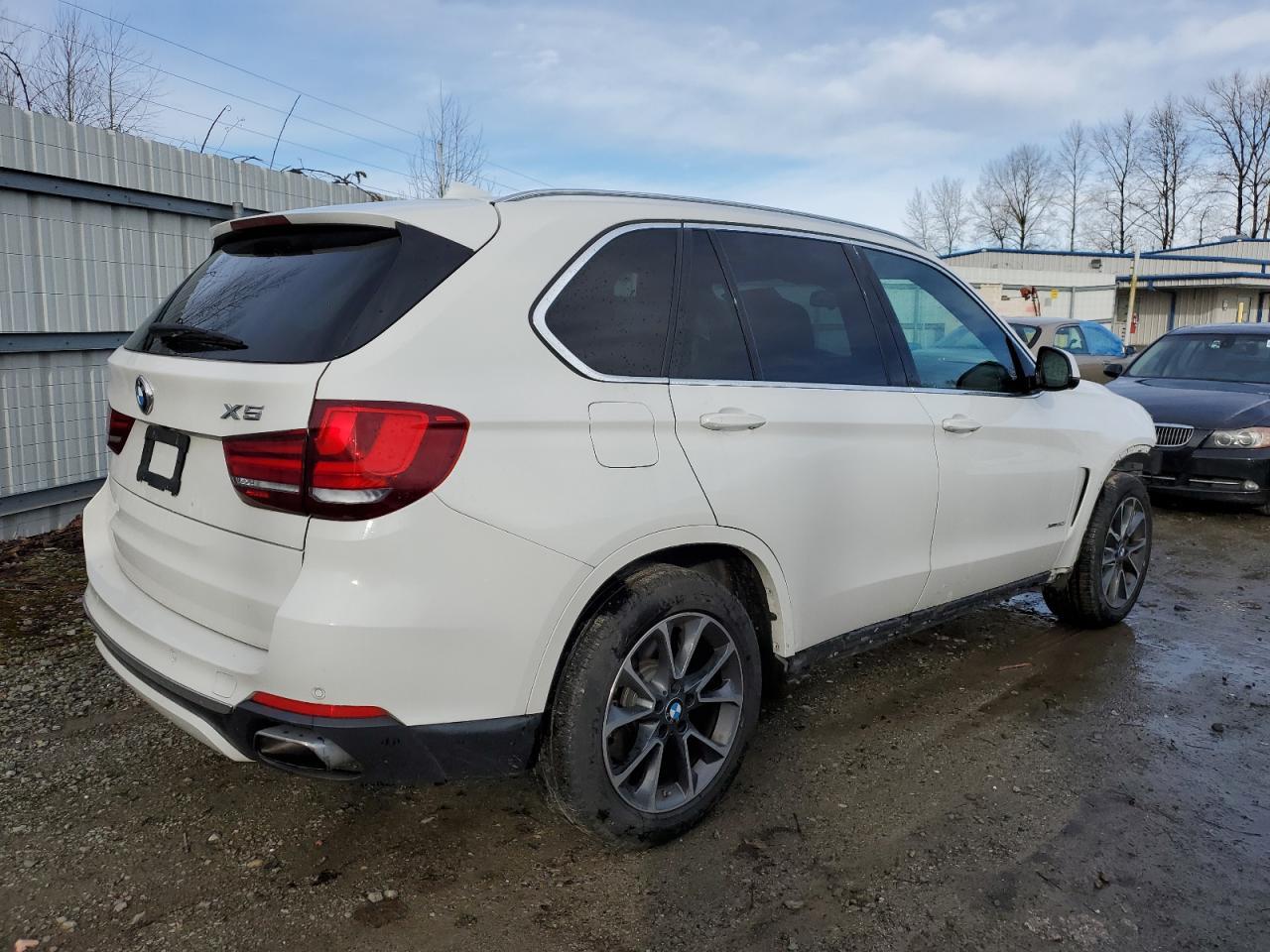 2017 BMW X5 XDRIVE5 - Фото 3