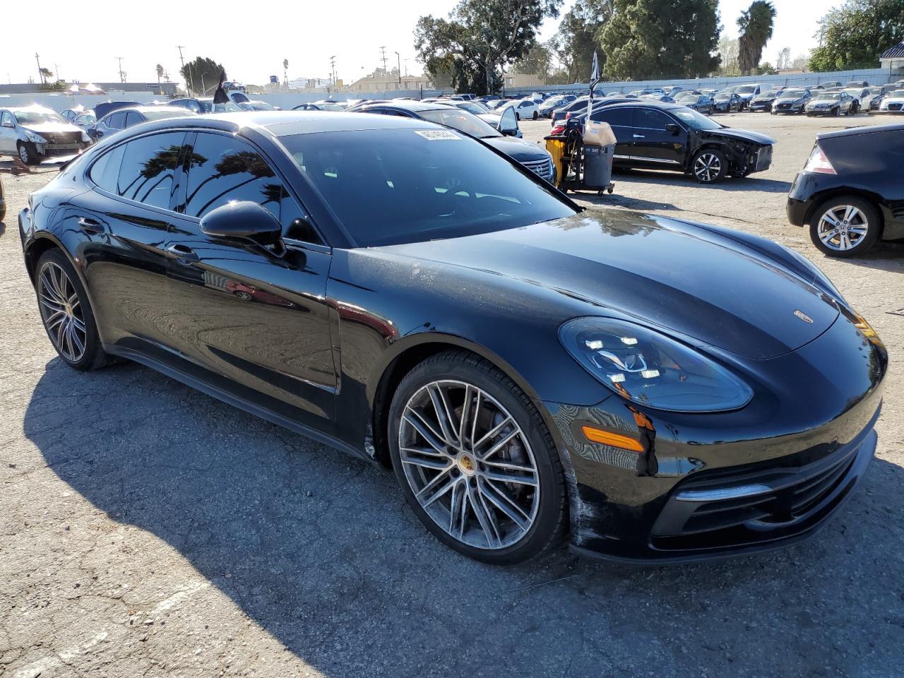 2018 PORSCHE PANAMERA 4 - Фото 4