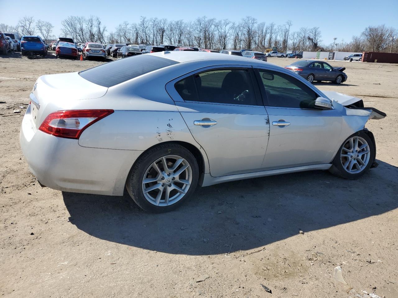 2011 NISSAN MAXIMA S - Фото 3