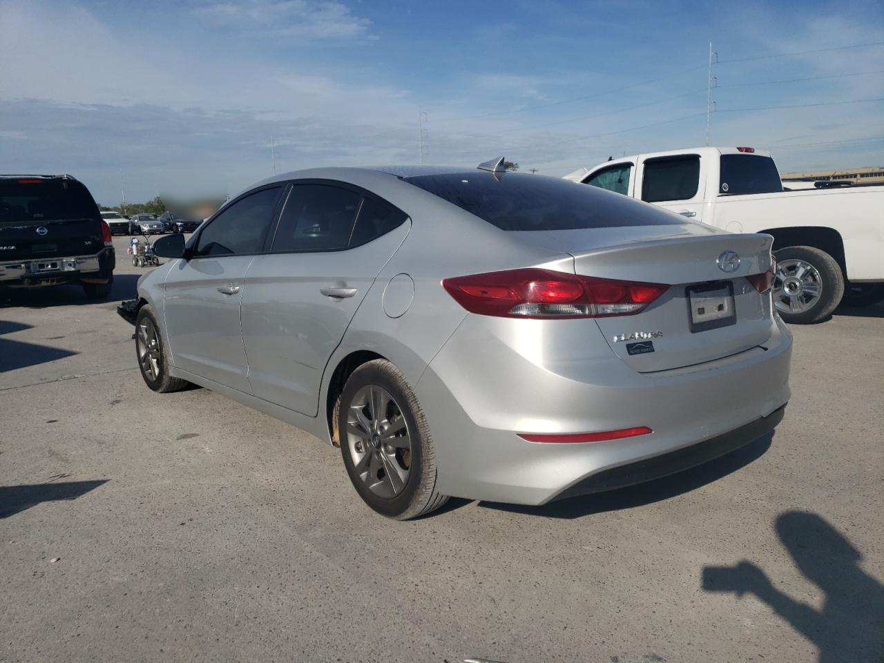 2018 HYUNDAI ELANTRA SE - Фото 2