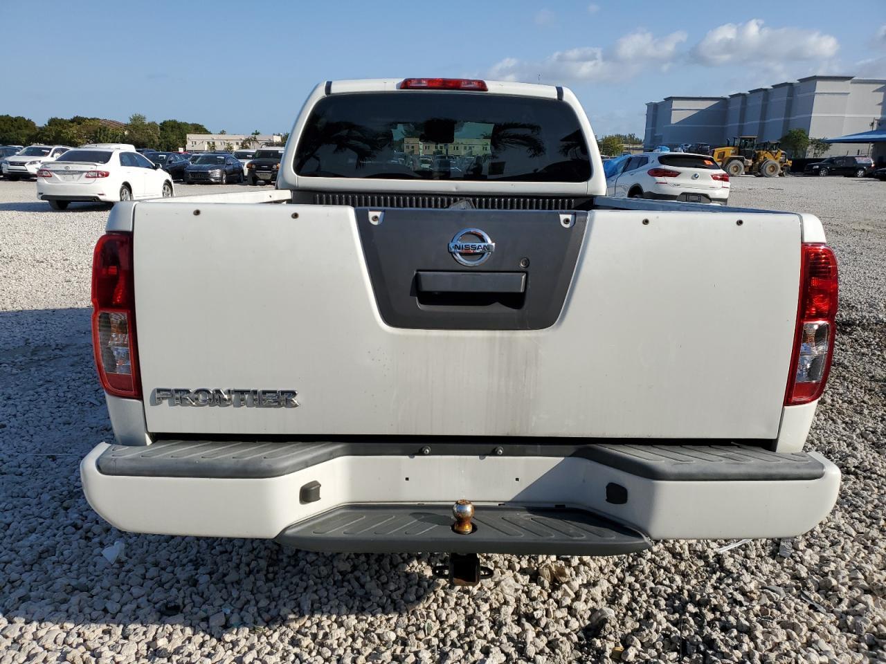 2019 NISSAN FRONTIER S - Фото 6