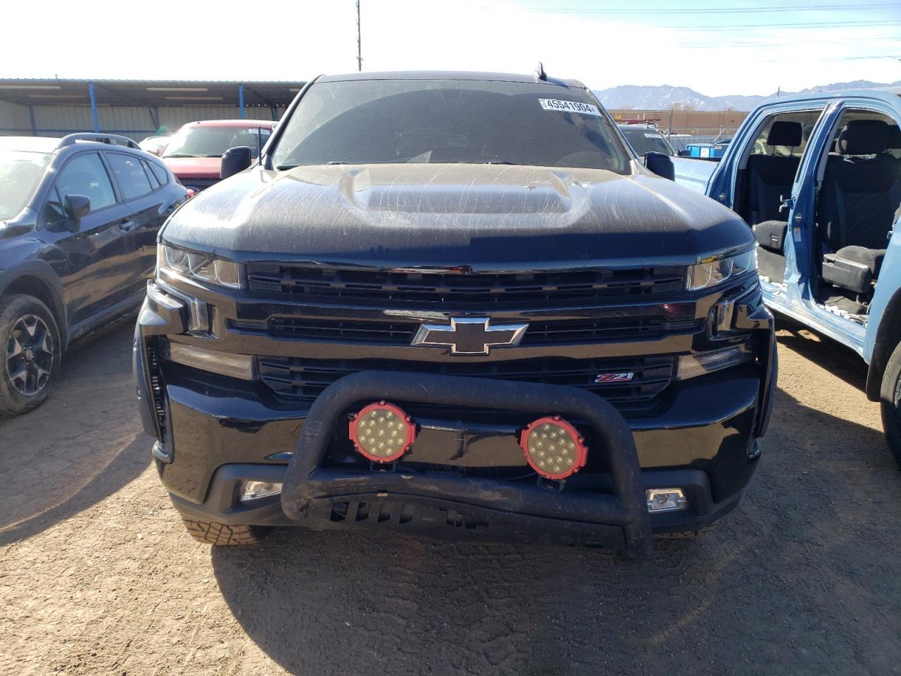 2021 CHEVROLET SILVERADO - Фото 5