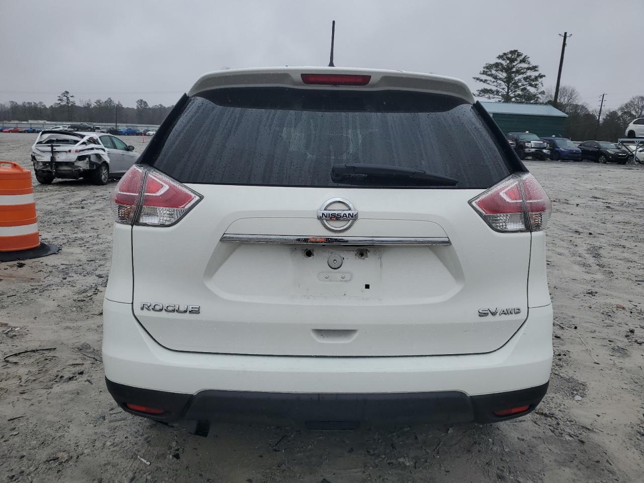 2015 NISSAN ROGUE S - Фото 6