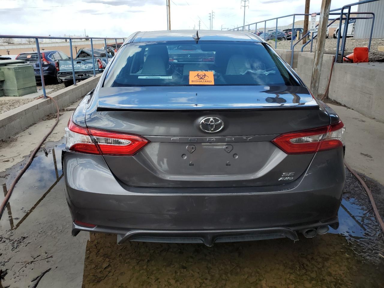 2020 TOYOTA CAMRY SE - Image 6