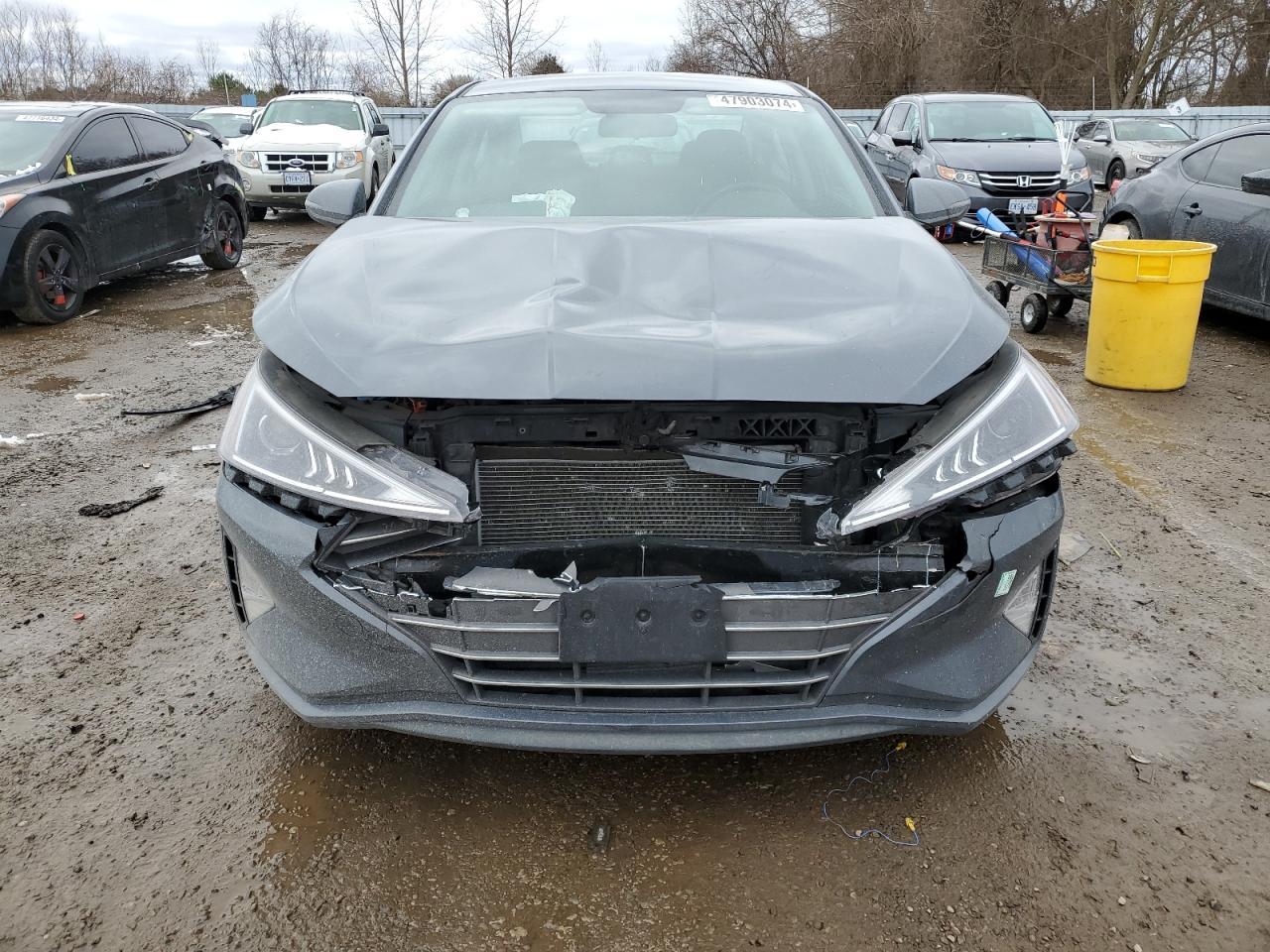 2019 HYUNDAI ELANTRA SE - Image 5