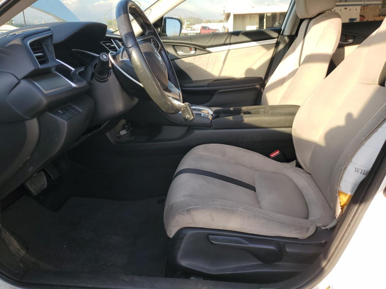 2018 HONDA CIVIC EX - Фото 7