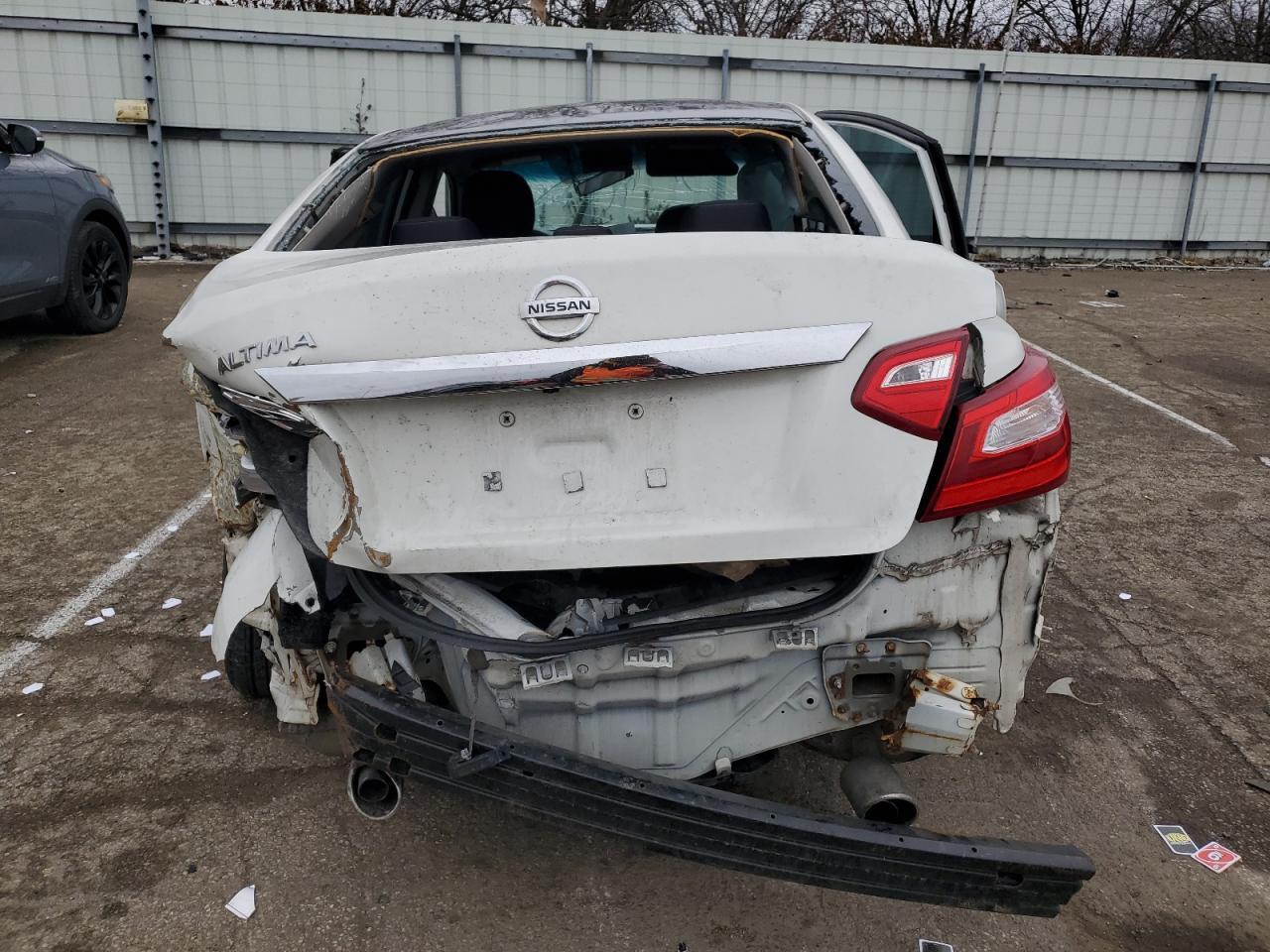 2016 NISSAN ALTIMA 2.5 - Image 6