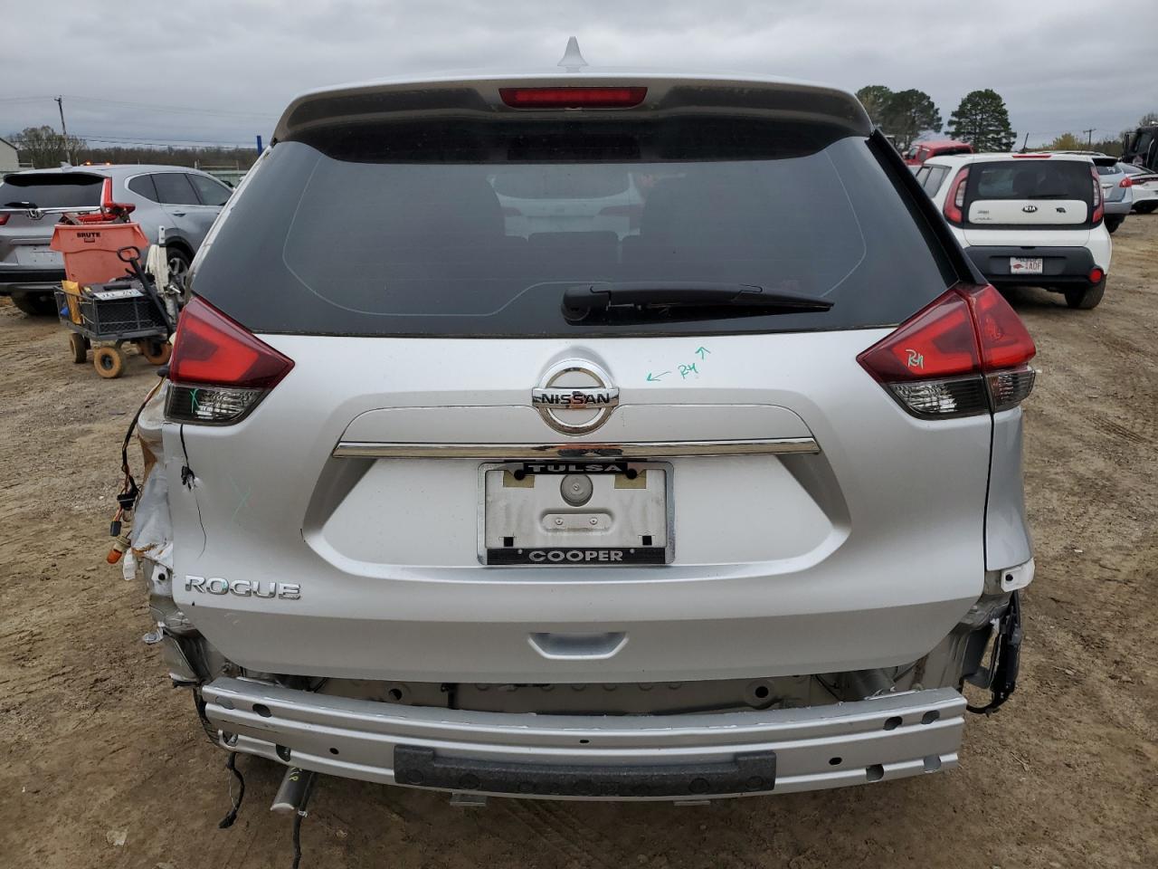 2018 NISSAN ROGUE S - Image 6
