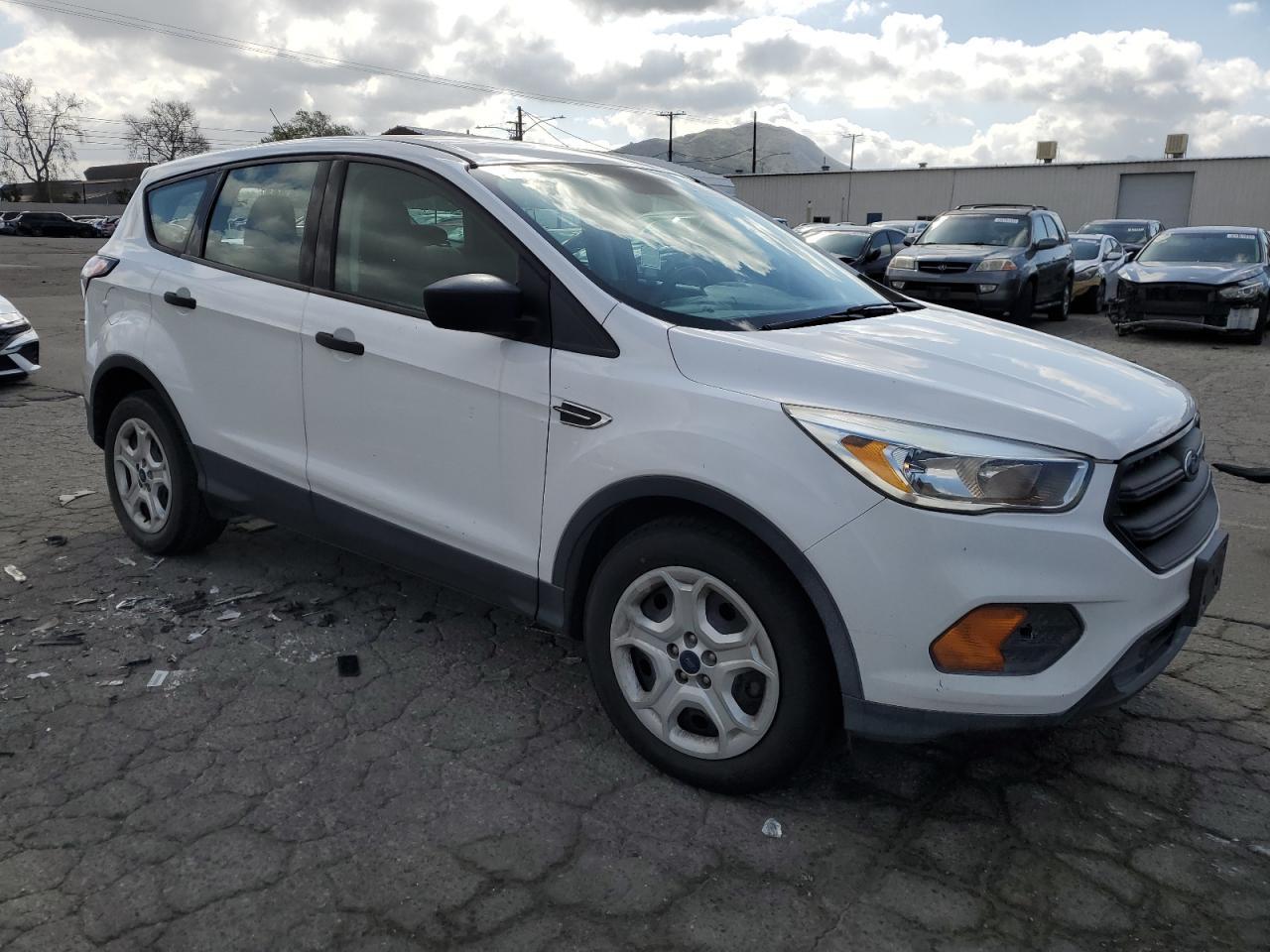 2017 FORD ESCAPE S - Image 4
