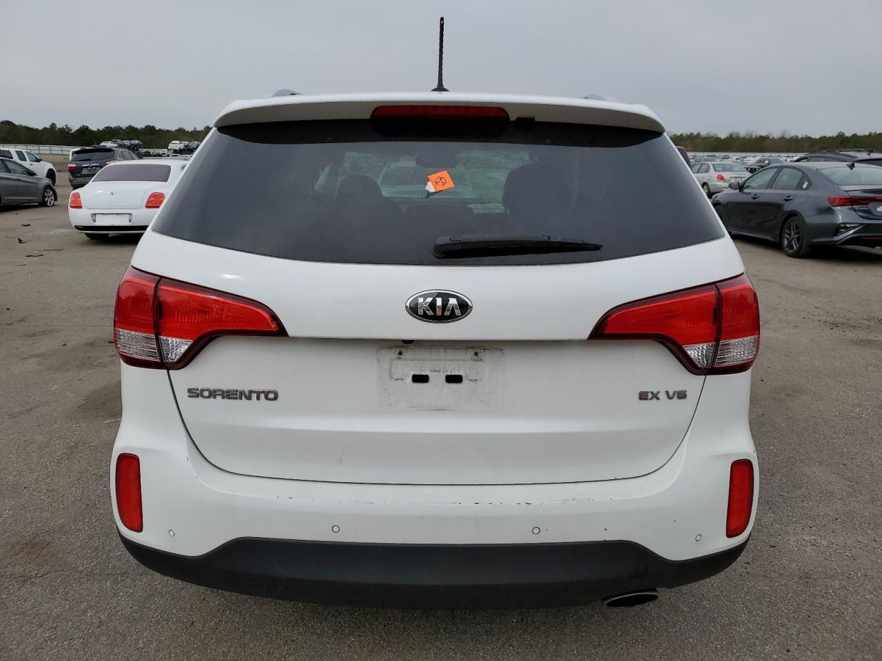 2015 KIA SORENTO EX - Image 6