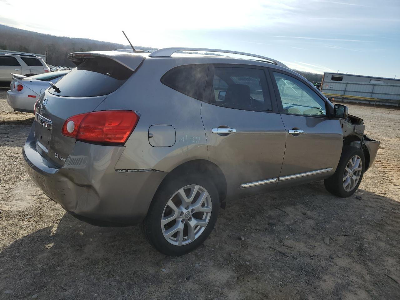 2013 NISSAN ROGUE S - Фото 3