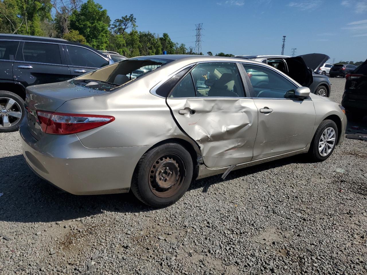 2017 TOYOTA CAMRY LE - Image 3