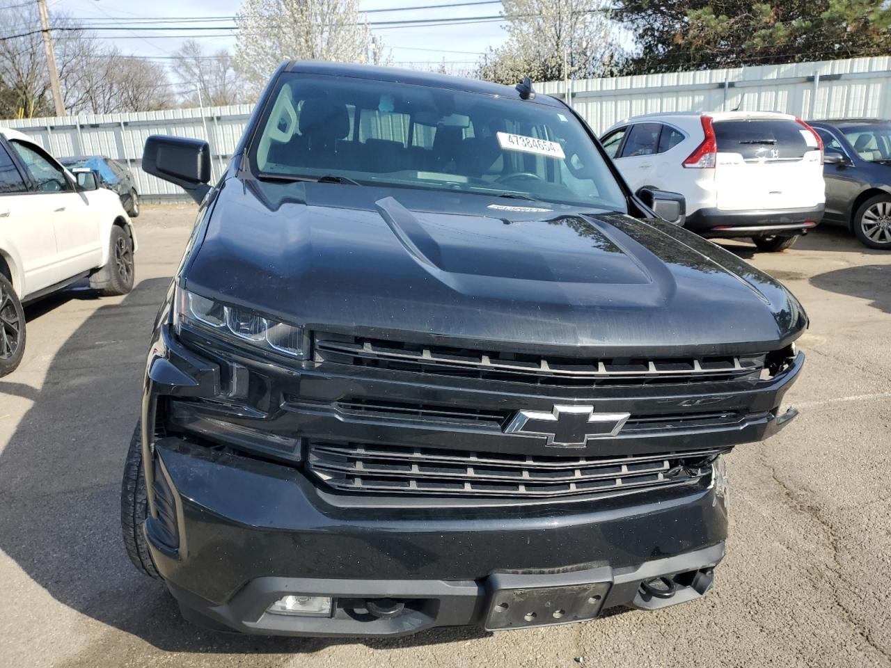 2019 CHEVROLET SILVERADO - Фото 5