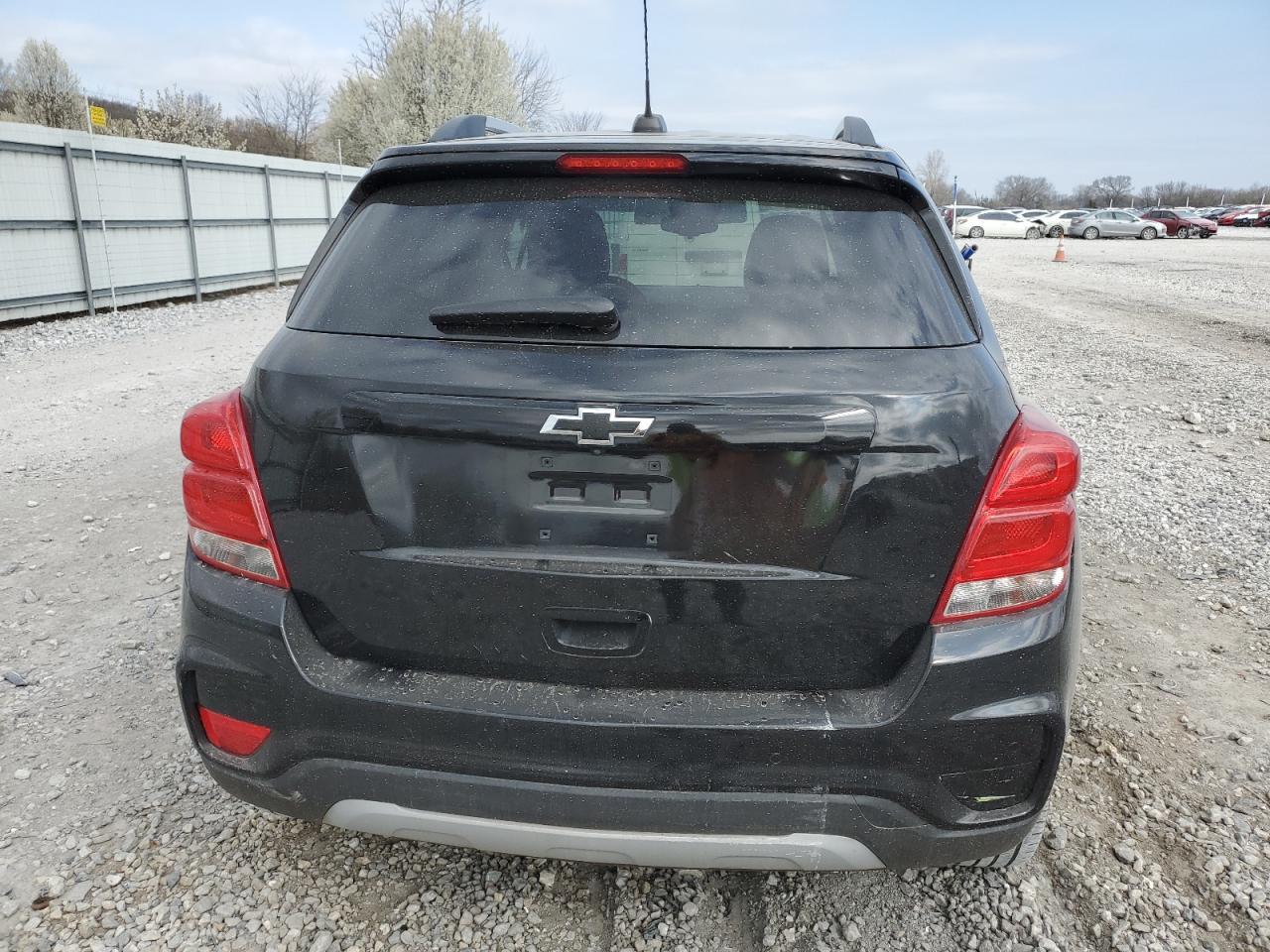 2018 CHEVROLET TRAX 1LT - Image 6