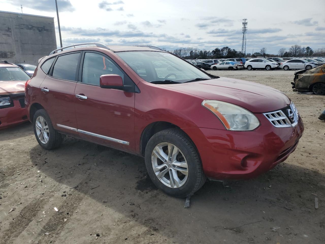 2013 NISSAN ROGUE S - Image 4