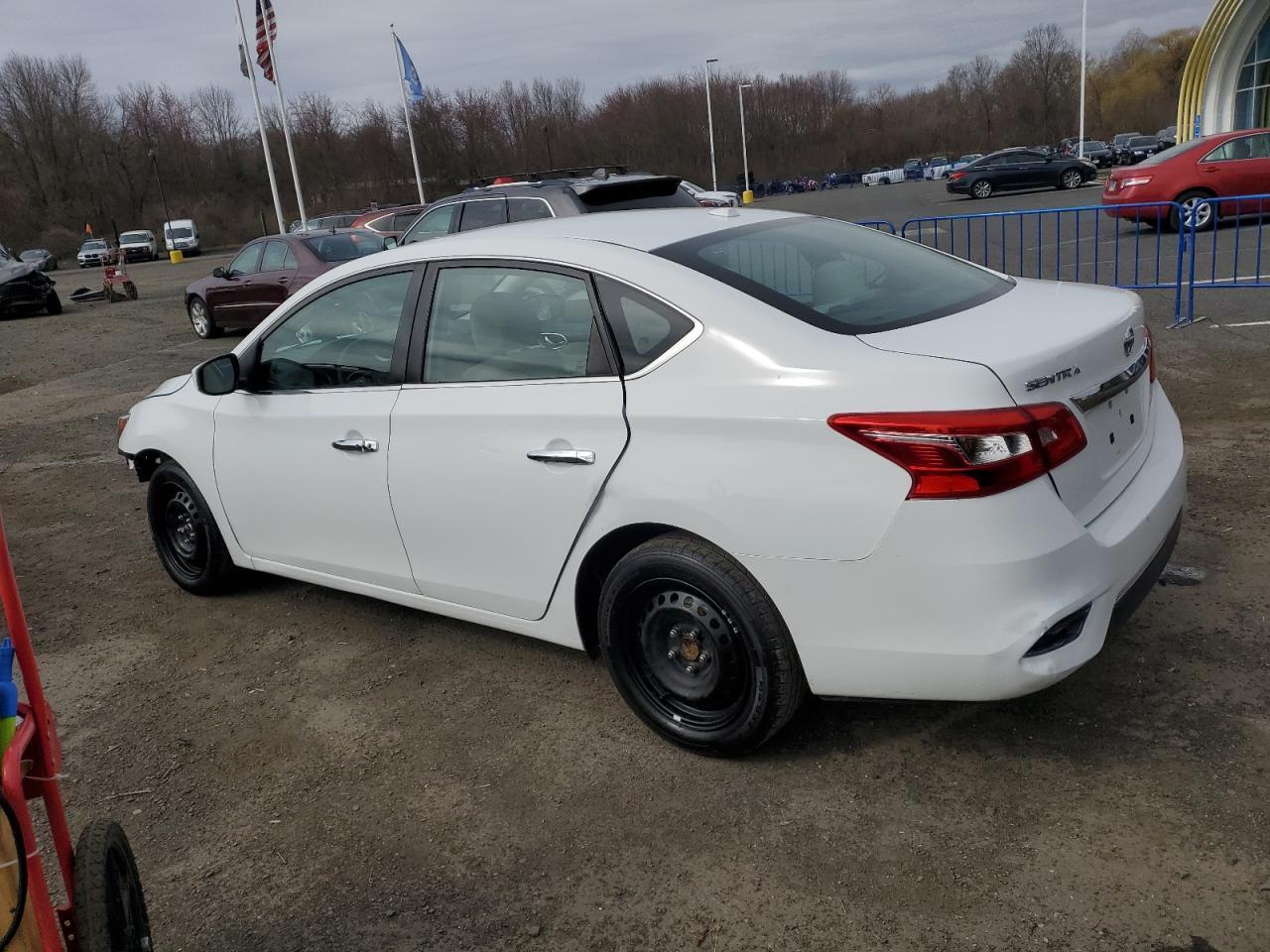 2017 NISSAN SENTRA S - Фото 2