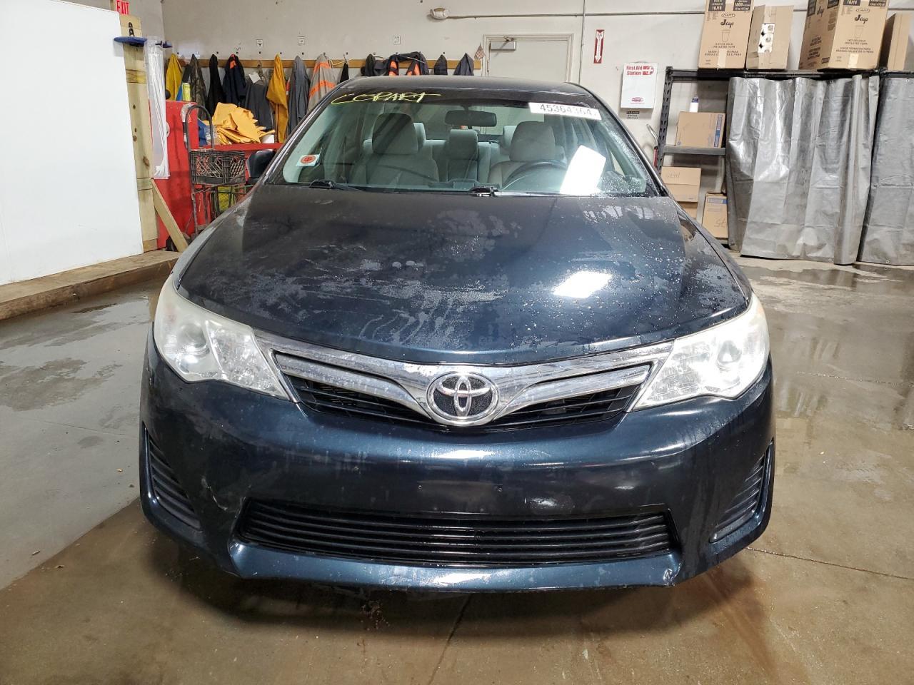 2014 TOYOTA CAMRY L - Фото 5