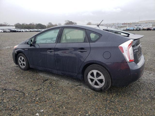 2015 Toyota Prius - Image 2