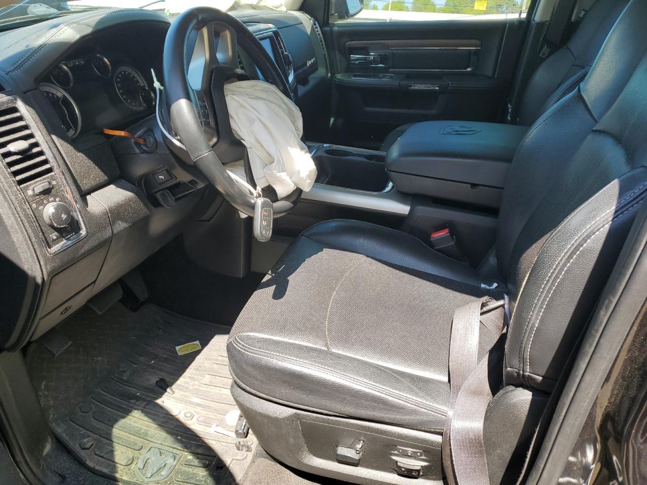 2017 RAM 1500 LARAM - Image 7