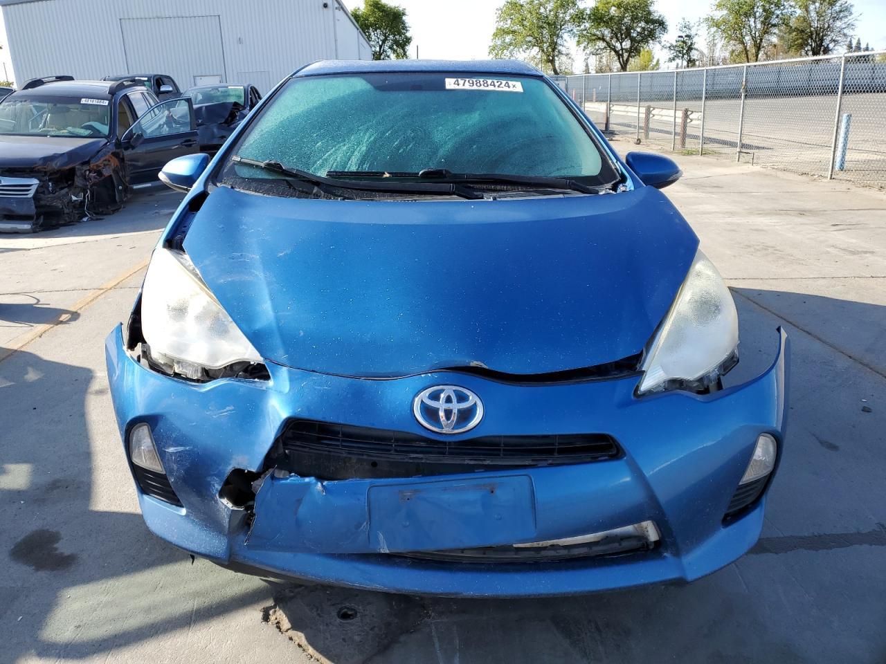 2013 TOYOTA PRIUS C - Фото 5