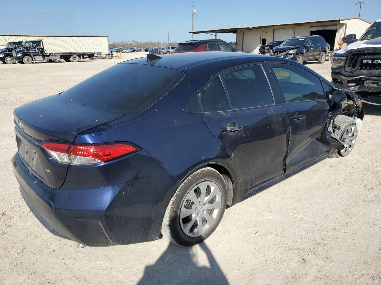 2021 TOYOTA COROLLA LE - Image 3