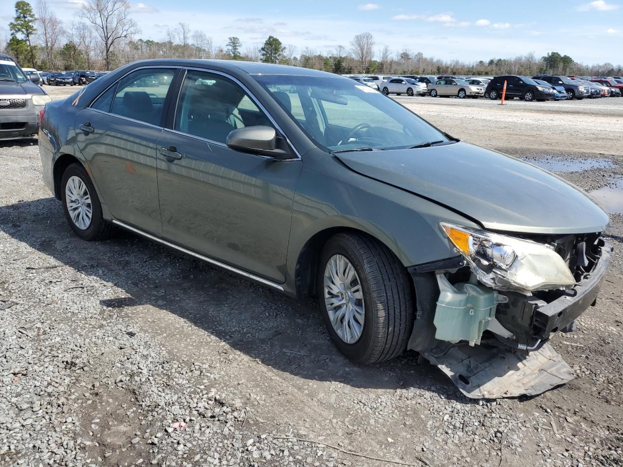 2013 TOYOTA CAMRY L - Фото 4