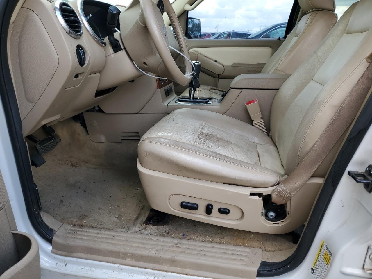 2010 FORD EXPLORER E - Image 7