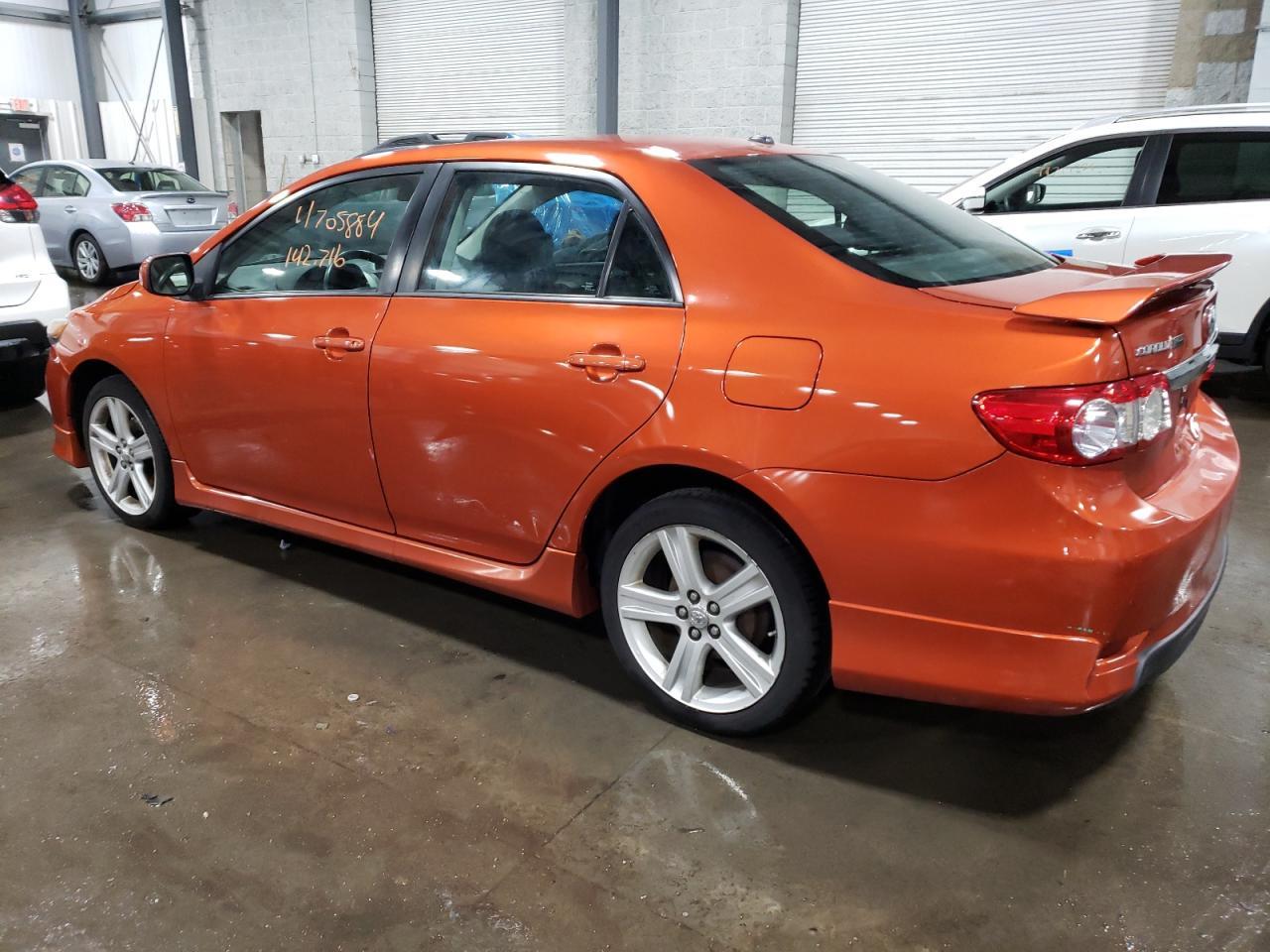 2013 TOYOTA COROLLA BA - Фото 2