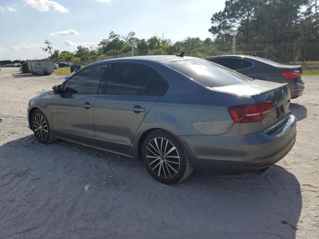 2016 Volkswagen Jetta Sport - Image 2