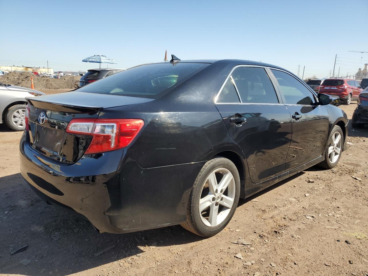 2014 TOYOTA CAMRY L - Image 3