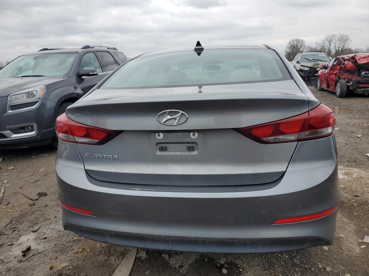 2017 HYUNDAI ELANTRA SE - Image 6