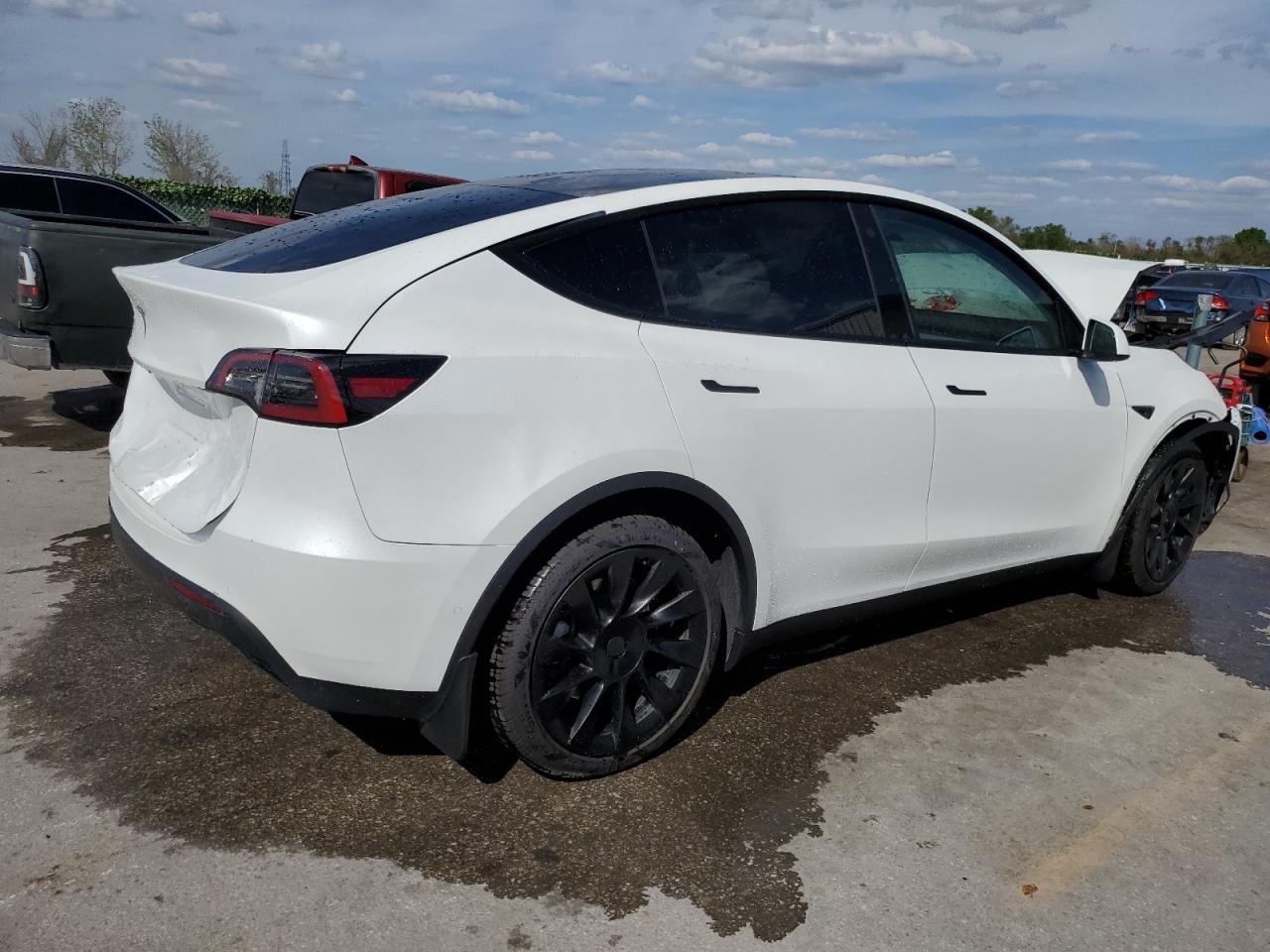 2022 TESLA MODEL Y - Image 3