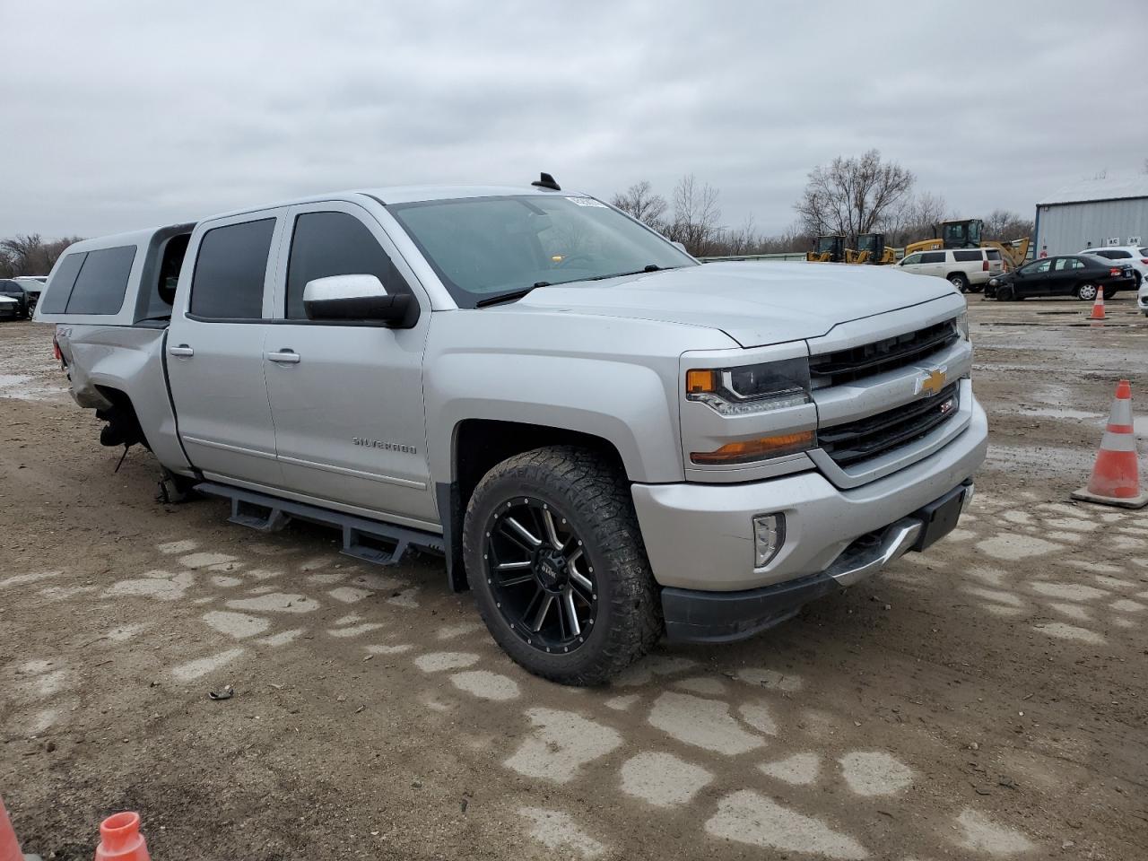 2016 CHEVROLET SILVERADO - Image 4