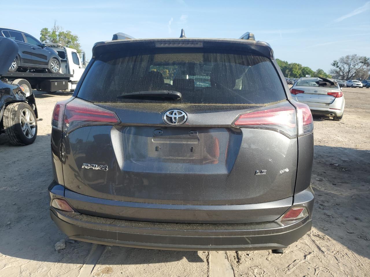 2018 TOYOTA RAV4 LE - Image 6