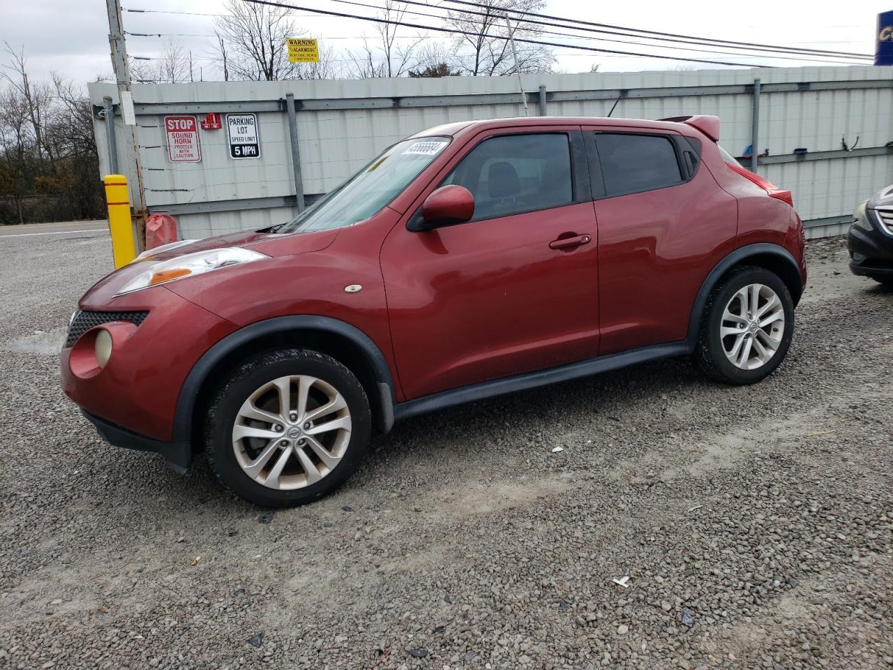 2011 NISSAN JUKE S