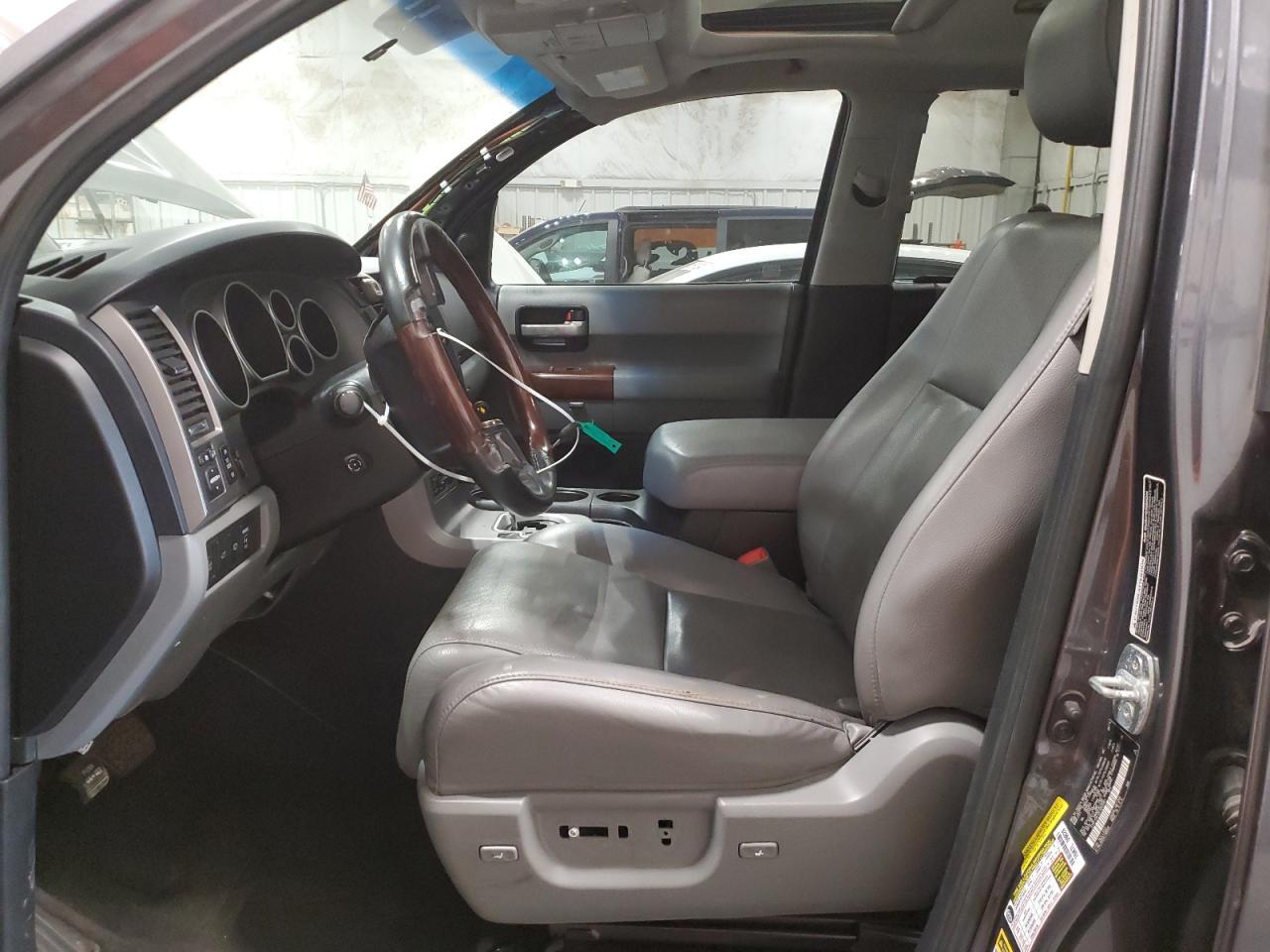 2014 TOYOTA SEQUOIA PL - Фото 7