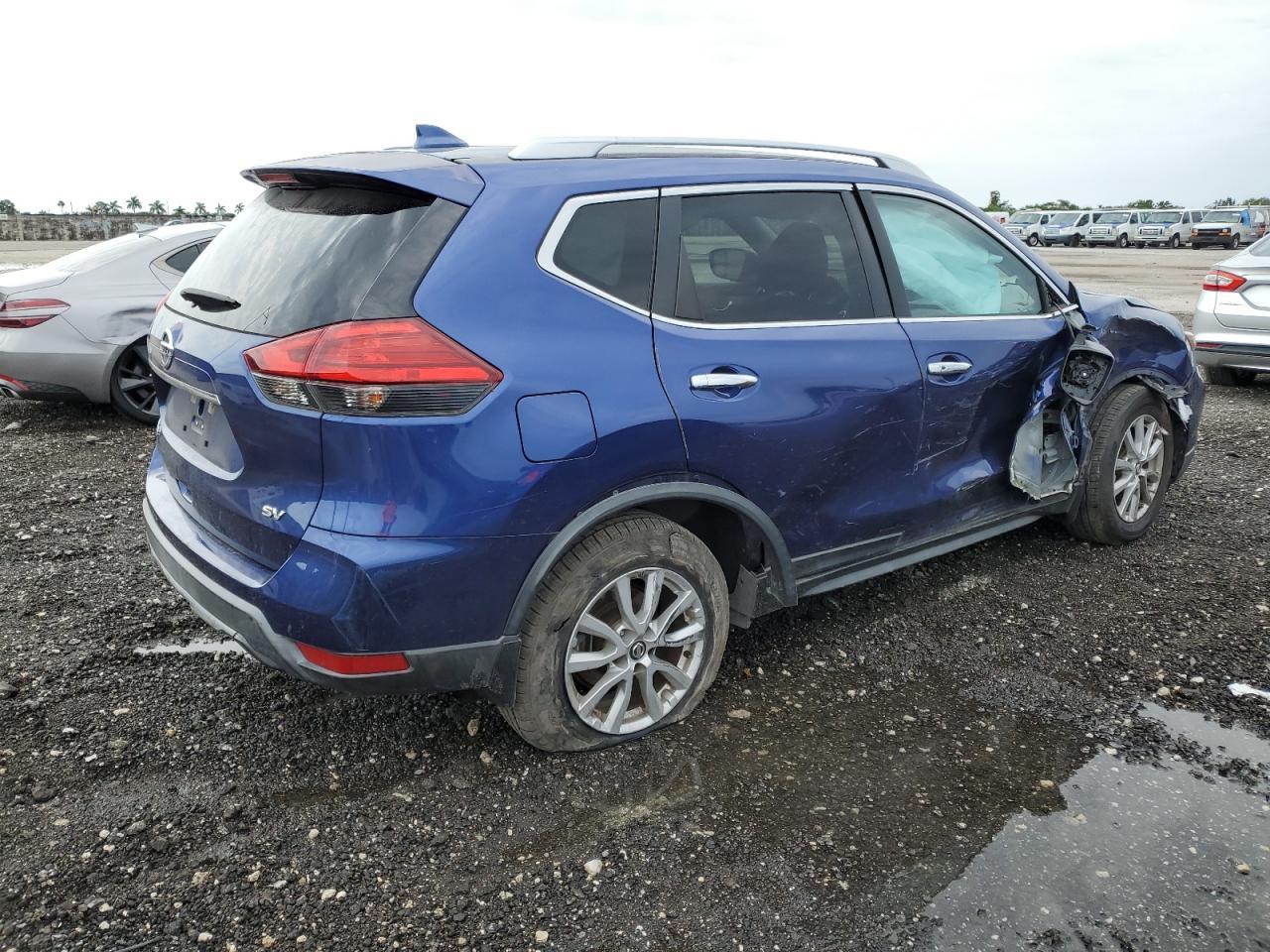2017 NISSAN ROGUE S - Фото 3