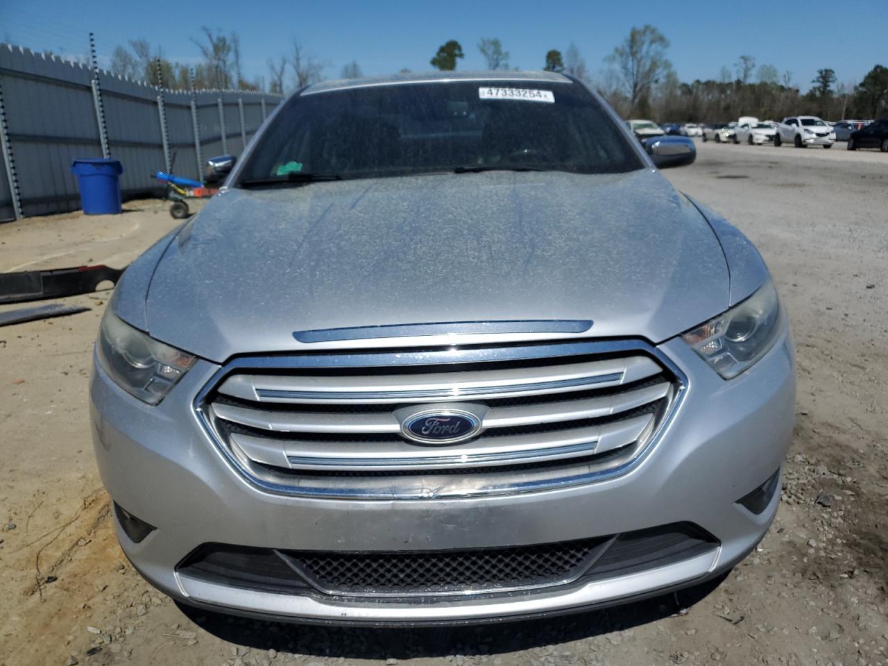 2013 FORD TAURUS LIM - Image 5