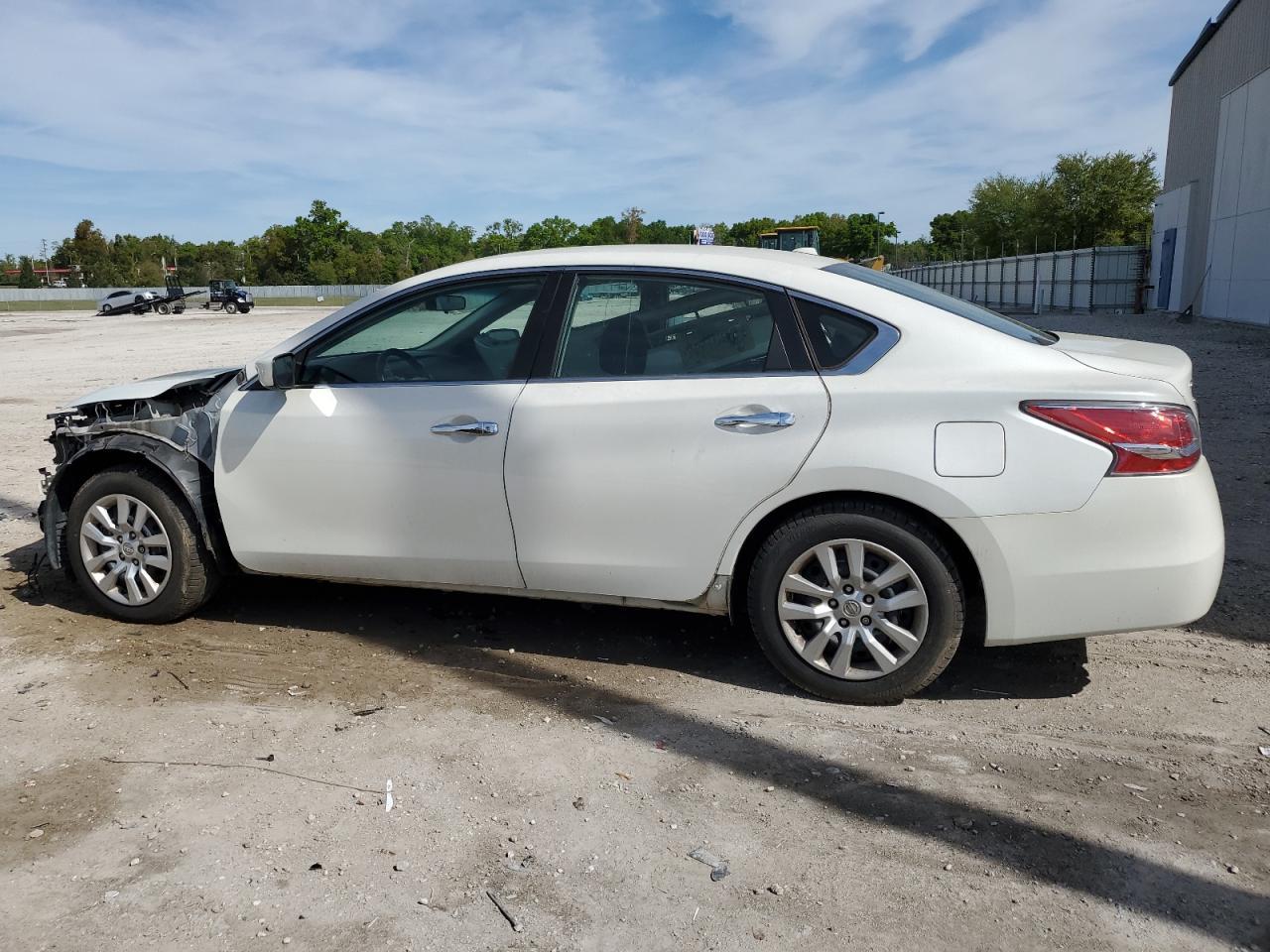 2015 NISSAN ALTIMA 2.5 - Фото 2