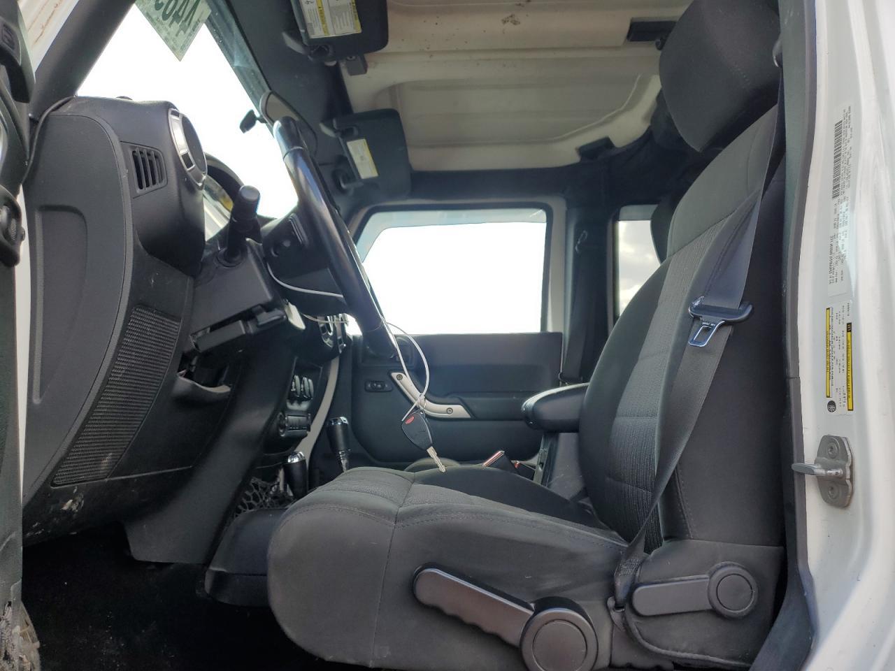 2012 JEEP WRANGLER U - Image 7